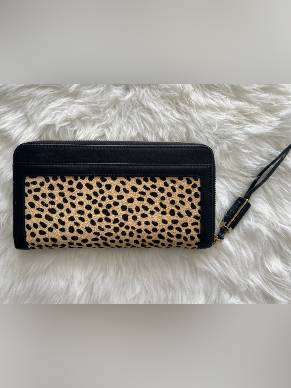 Stella & Dot Black and Tan Leopard Print Zip Wallet